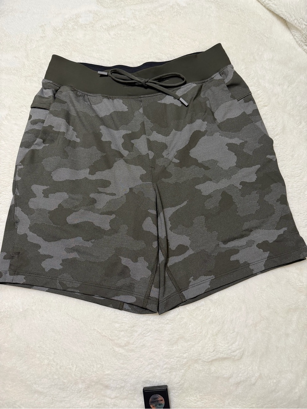 Lululemon T.H.E. 7 Inch Linerless Camo Shorts Medium